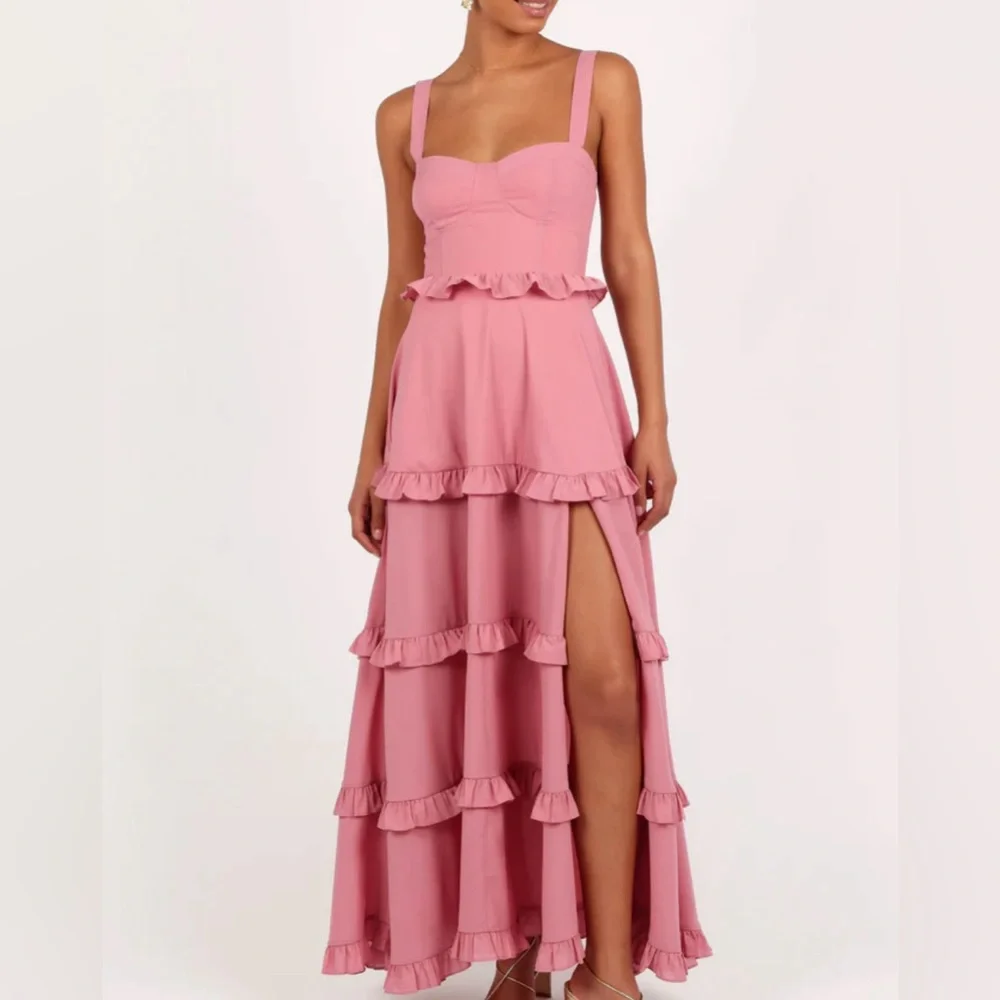 Mauve tiered corset maxi dress medium - Picture 1 of 6